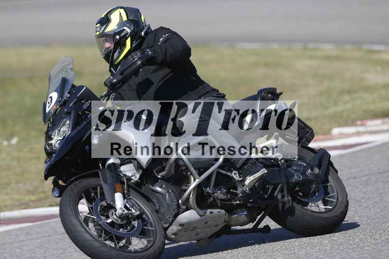 /01 02.04.2026 MAZ ADR/Gruppe rot/9